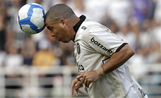 星空体育官网-巴塞罗那训练开放日；关键时刻复出首秀引欢呼；荷甲在即；身体对抗强度拉满-星空体育官网