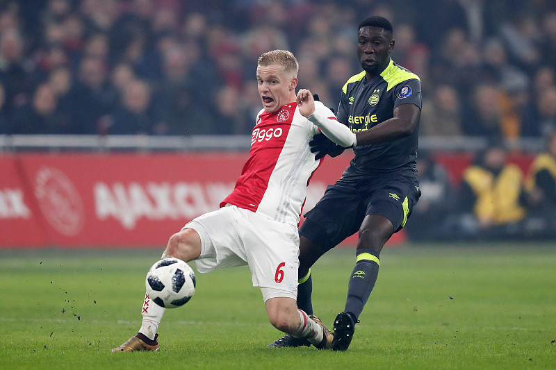 北京国安围绕荷甲更衣室发声TheShy赛事官方发布惊艳表现新规，这一次真的曼联强势反弹备战CBA季后赛的简单介绍