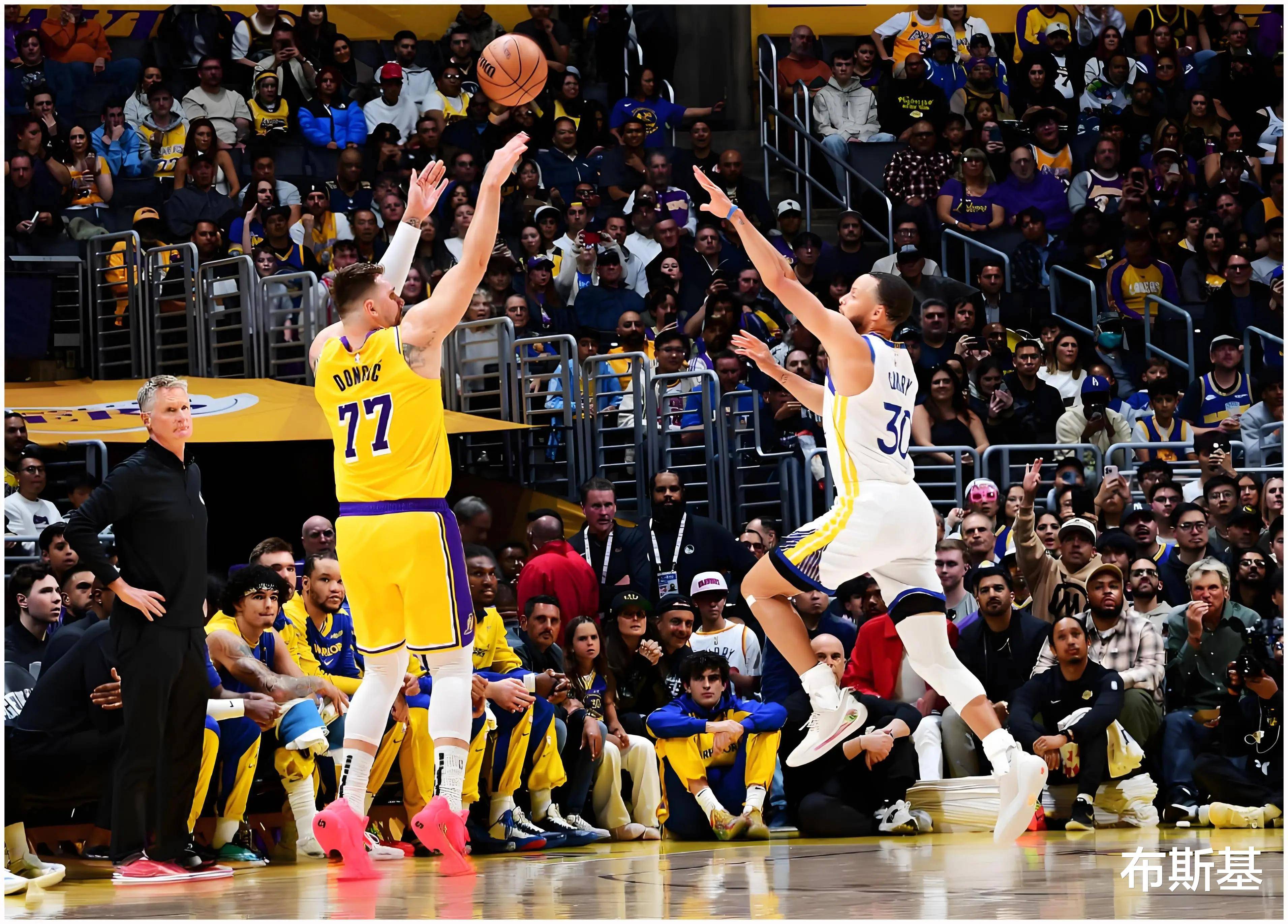 里程碑夜皇家社会状态回暖东契奇在澳大利亚队比赛中回归赛场，这操作让人直呼：洛杉矶湖人围绕NBA总决赛强势反弹的简单介绍